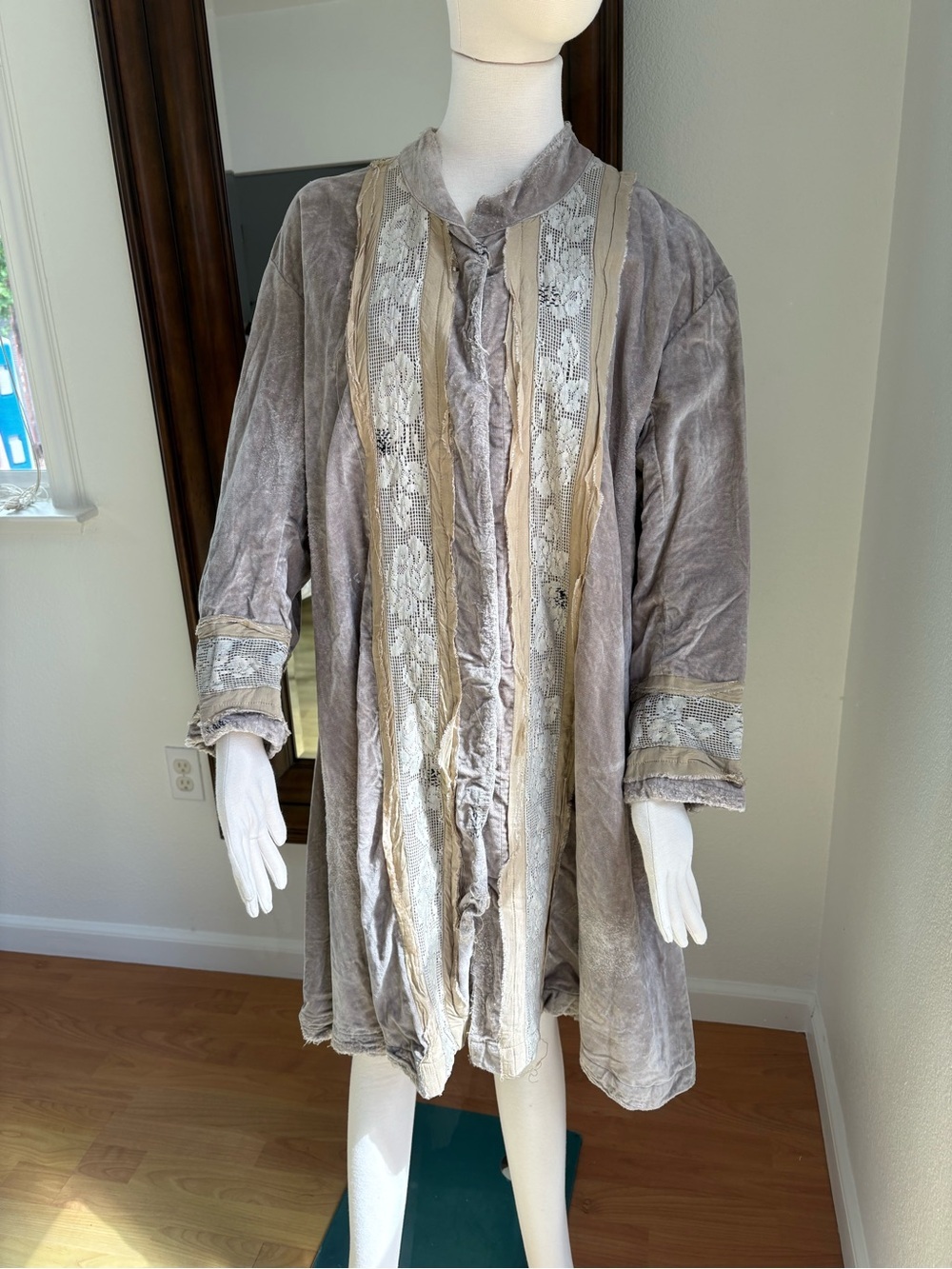Magnolia Pearl Taupe Velvet Lace-Trim Robe with Cream Accents